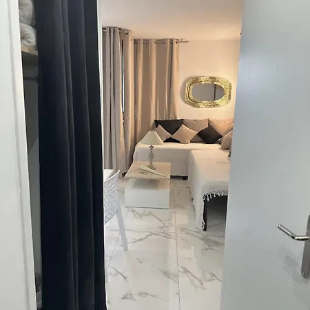 Graziella 107 * ז'ואן-לה-פינס